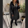 Lekka kurtka oversize pikowana w kwiatowy wzór
